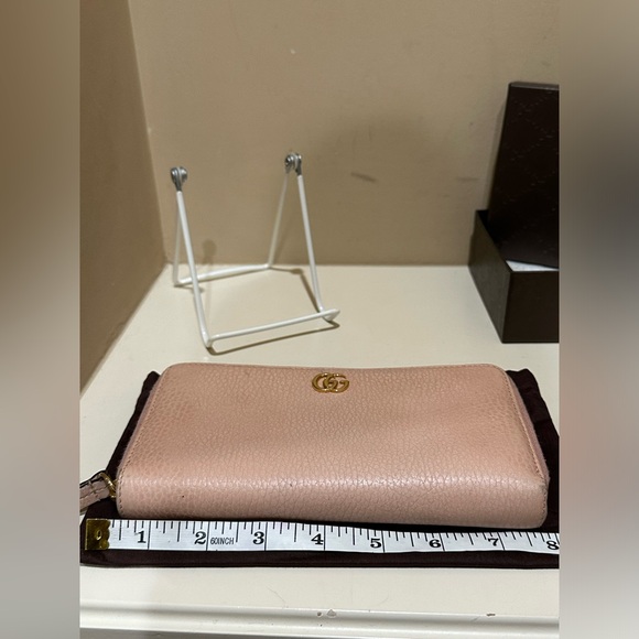 Gucci Marmont Light Blush Pink Pebbled Calfskin Zip Wallet - Picture 8 of 15